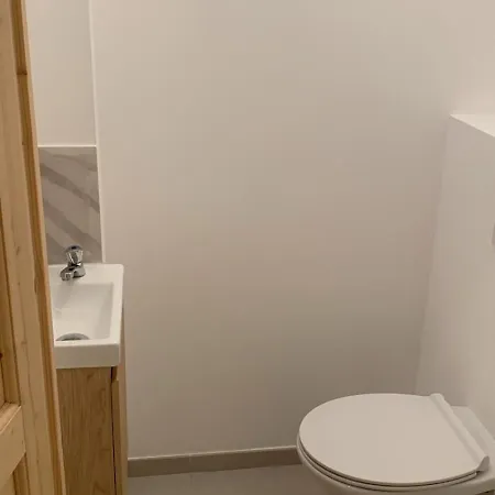 Le Dortoir De La 13e *