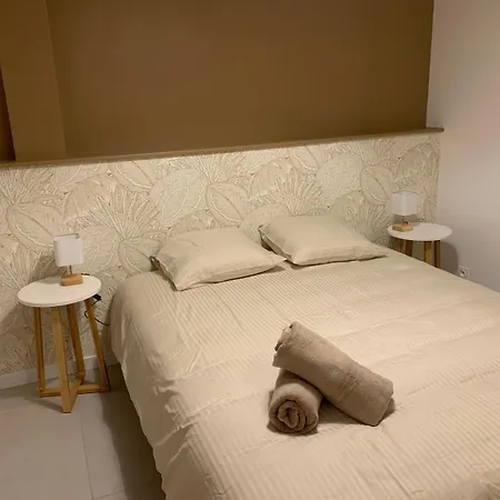 Апартаменты Le Dortoir De La 13e *